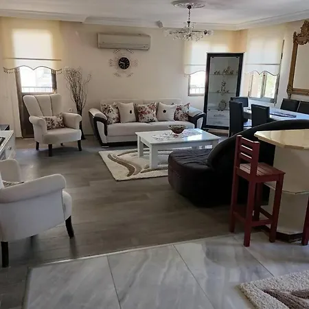 Marina Da Harika Bir Ev Apartament